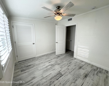 249 Palm Lane - Photo Thumbnail 14