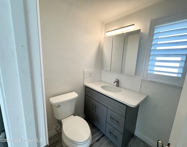 249 Palm Lane - Photo Thumbnail 19