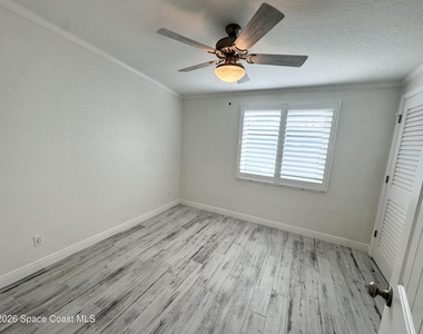249 Palm Lane - Photo Thumbnail 13