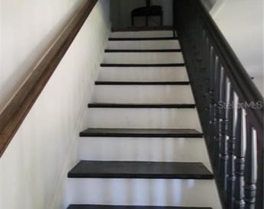 416 W Howry - Photo Thumbnail 9