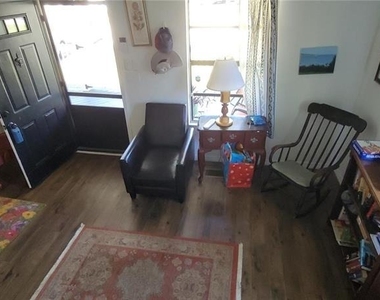 416 W Howry - Photo Thumbnail 7