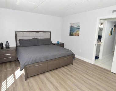 12760 Indian Rocks Road - Photo Thumbnail 25