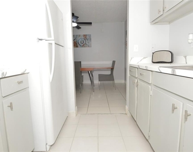 12760 Indian Rocks Road - Photo Thumbnail 17