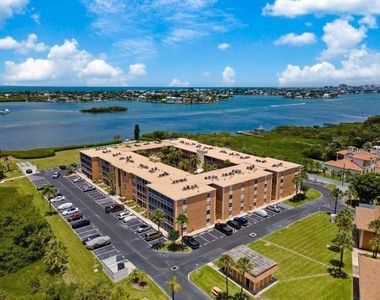 12760 Indian Rocks Road - Photo Thumbnail 41