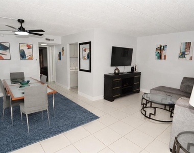 12760 Indian Rocks Road - Photo Thumbnail 11