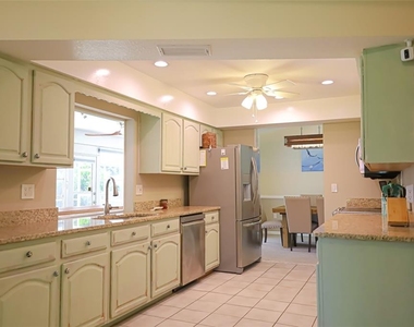 1690 Waxwing Court - Photo Thumbnail 18