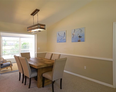 1690 Waxwing Court - Photo Thumbnail 6