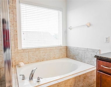 2609 Waterline Street - Photo Thumbnail 11