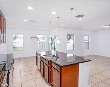2609 Waterline Street - Photo Thumbnail 3