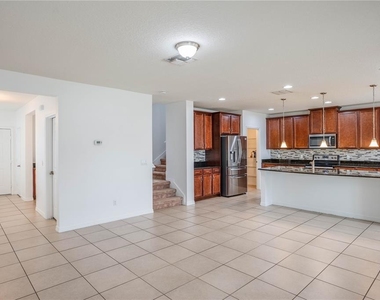 2609 Waterline Street - Photo Thumbnail 6