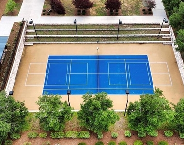 5237 48th Place - Photo Thumbnail 18