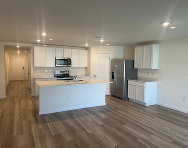 4697 Sw 89 Street - Photo Thumbnail 1