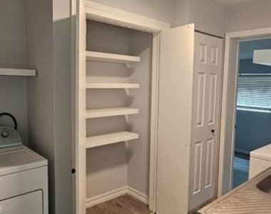 408 Ne 12 Avenue - Photo Thumbnail 9