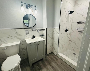 408 Ne 12 Avenue - Photo Thumbnail 13