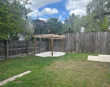 408 Ne 12 Avenue - Photo Thumbnail 16