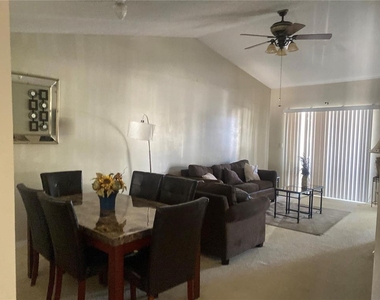 3204 Sabal Palms Court - Photo Thumbnail 9