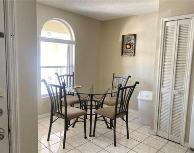 3204 Sabal Palms Court - Photo Thumbnail 4