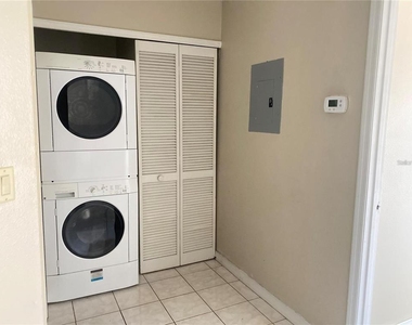 3204 Sabal Palms Court - Photo Thumbnail 14
