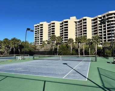1095 Gulf Of Mexico Drive - Photo Thumbnail 32