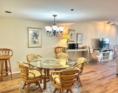 1095 Gulf Of Mexico Drive - Photo Thumbnail 10