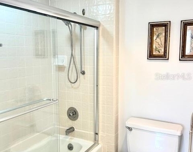 1095 Gulf Of Mexico Drive - Photo Thumbnail 17