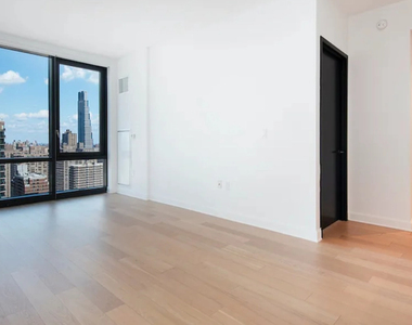 West 60  St  - Photo Thumbnail 1