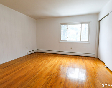 1 Camelot Drive - Photo Thumbnail 15