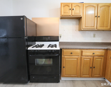 1 Camelot Drive - Photo Thumbnail 1