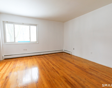 1 Camelot Drive - Photo Thumbnail 18