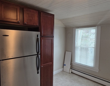 154 Washington Street - Photo Thumbnail 1