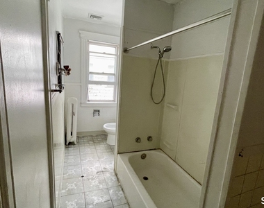 58 Pearl Street - Photo Thumbnail 5