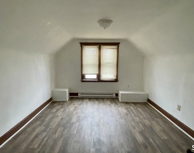 58 Pearl Street - Photo Thumbnail 15