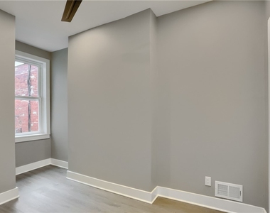 5619 Hays St - Photo Thumbnail 18
