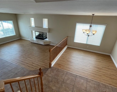 1036 Bearpaw Catch Court - Photo Thumbnail 10