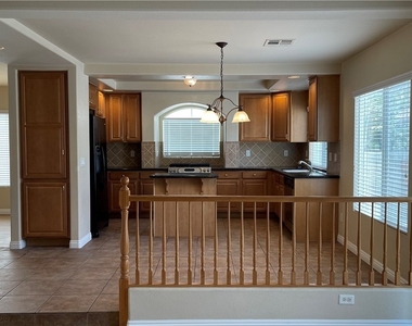 1036 Bearpaw Catch Court - Photo Thumbnail 6
