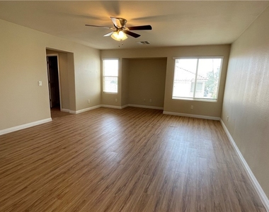 1036 Bearpaw Catch Court - Photo Thumbnail 5