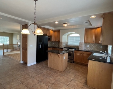 1036 Bearpaw Catch Court - Photo Thumbnail 2
