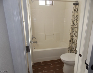 1208 Olivia Parkway - Photo Thumbnail 5