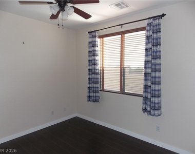 1208 Olivia Parkway - Photo Thumbnail 12