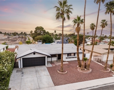 3992 Chinchilla Avenue - Photo Thumbnail 50