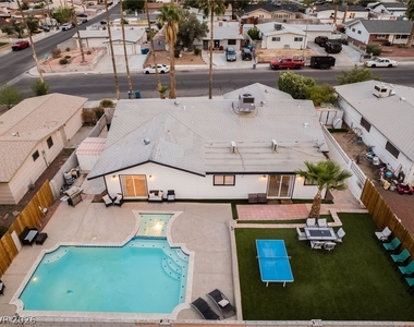 3992 Chinchilla Avenue - Photo Thumbnail 54