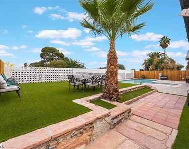 3992 Chinchilla Avenue - Photo Thumbnail 37