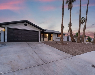 3992 Chinchilla Avenue - Photo Thumbnail 73