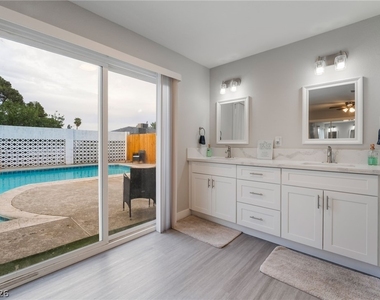 3992 Chinchilla Avenue - Photo Thumbnail 20