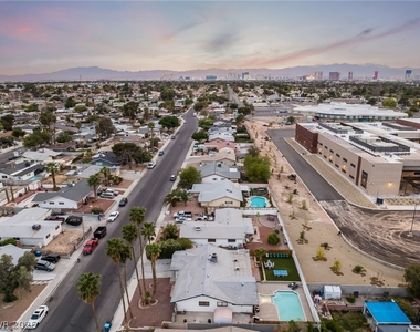 3992 Chinchilla Avenue - Photo Thumbnail 59