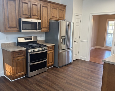 2104 Ginger Estates Drive Ne - Photo Thumbnail 14