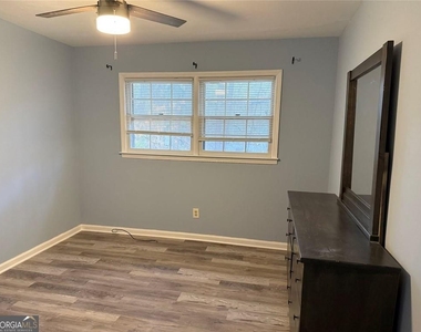 4500 Shannon Boulevard - Photo Thumbnail 14