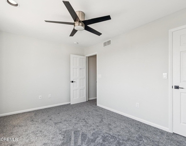 385 Aldo Drive - Photo Thumbnail 38