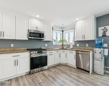 385 Aldo Drive - Photo Thumbnail 29