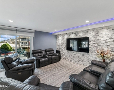 385 Aldo Drive - Photo Thumbnail 20